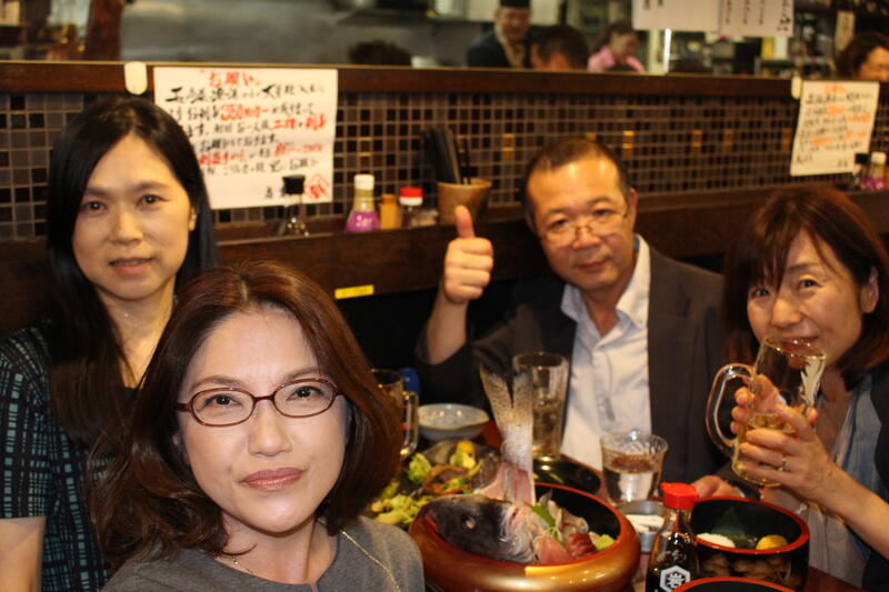 2016年 総会懇親会2次会 57年卒幹事